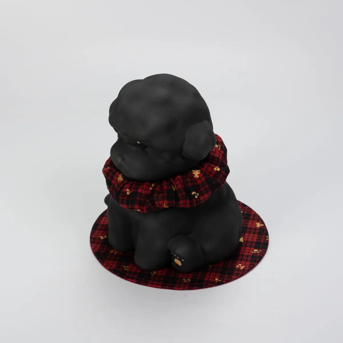 kuro inu urn. small.